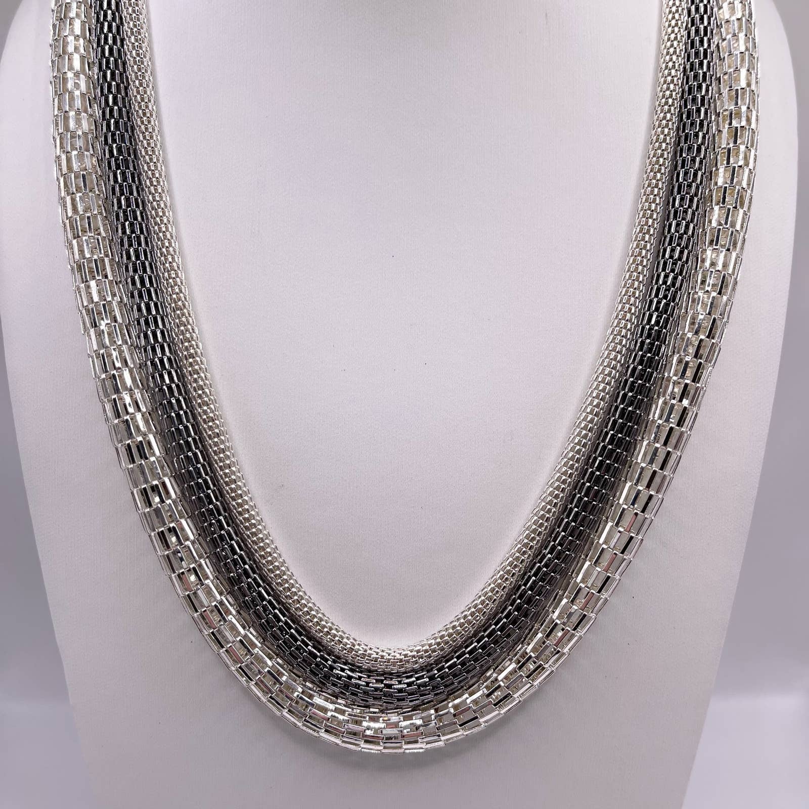 Dana Buchman Necklace Silver Tone Triple Layer Mesh Chain 19 23$